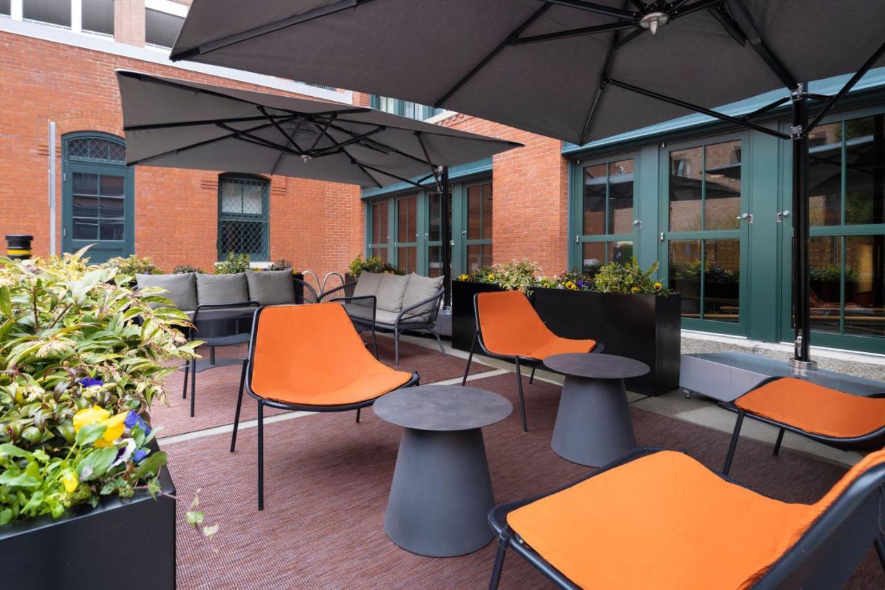 Residence Inn By Marriott Boston Downtown Seaport Экстерьер фото