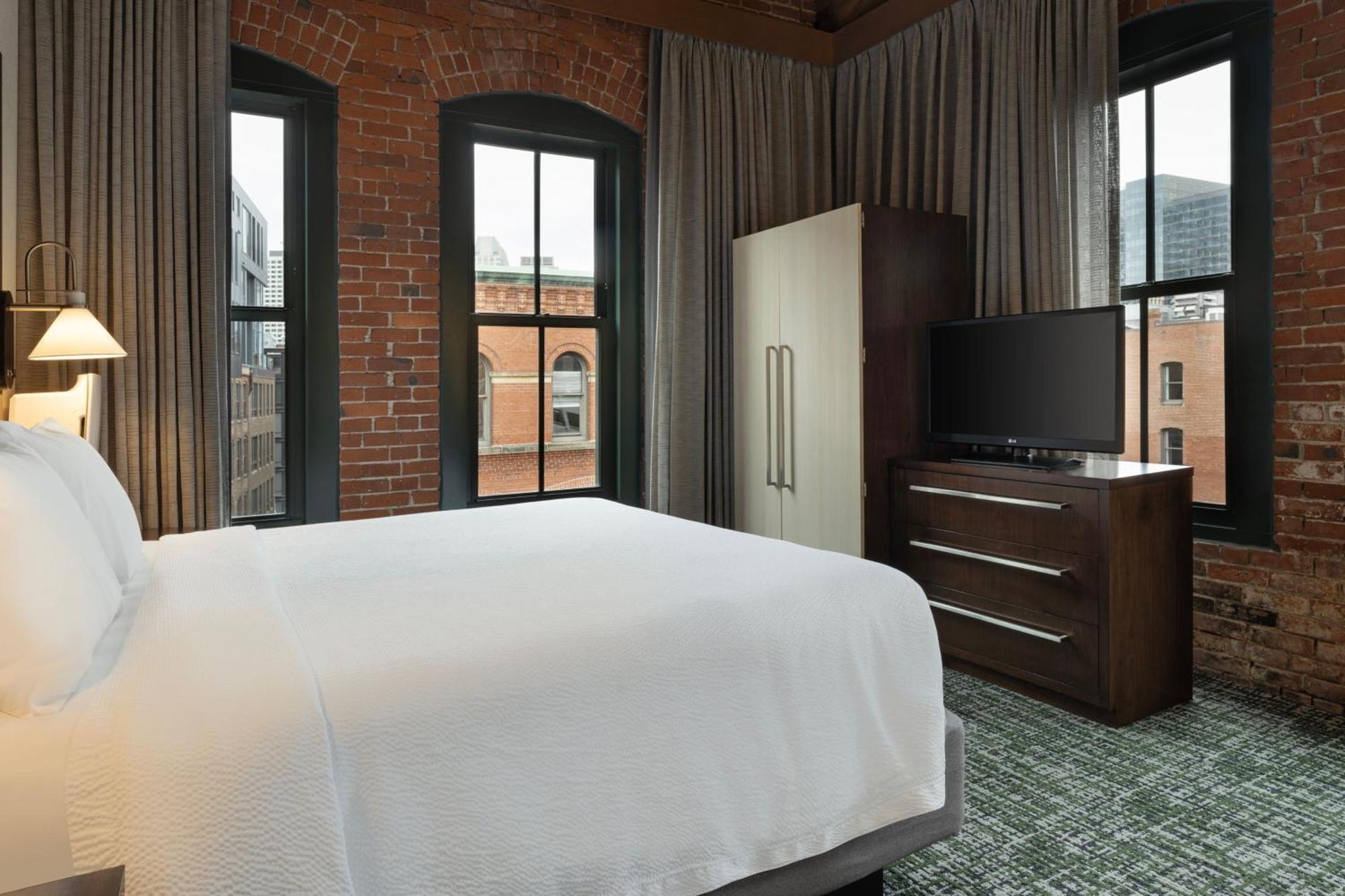 Residence Inn By Marriott Boston Downtown Seaport Экстерьер фото