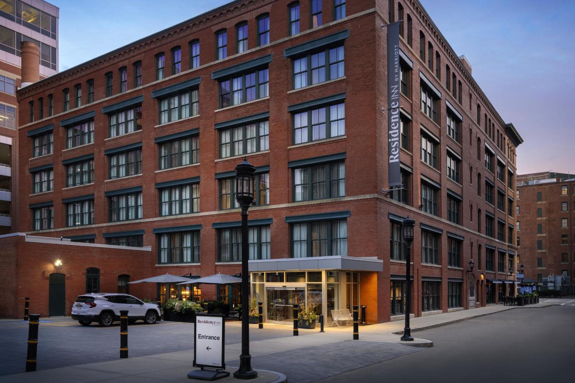 Residence Inn By Marriott Boston Downtown Seaport Экстерьер фото
